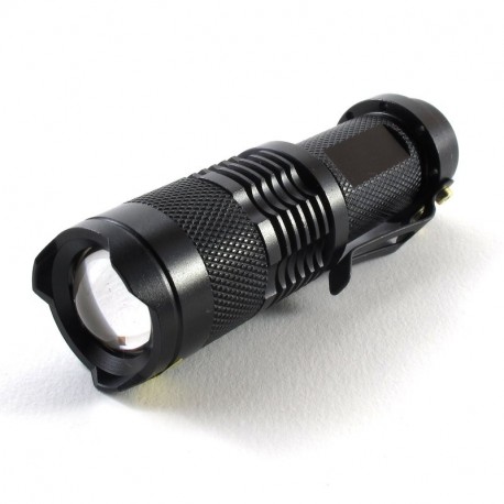 Lampe torche LED puissante 200 lumens